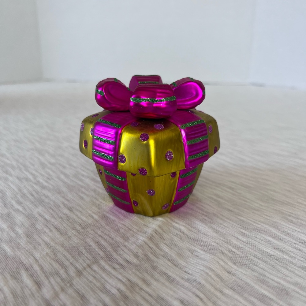 Partylite RETIRED P899IU  Jollyville Votive Candle Holder  - Gold Hot Pink Bow